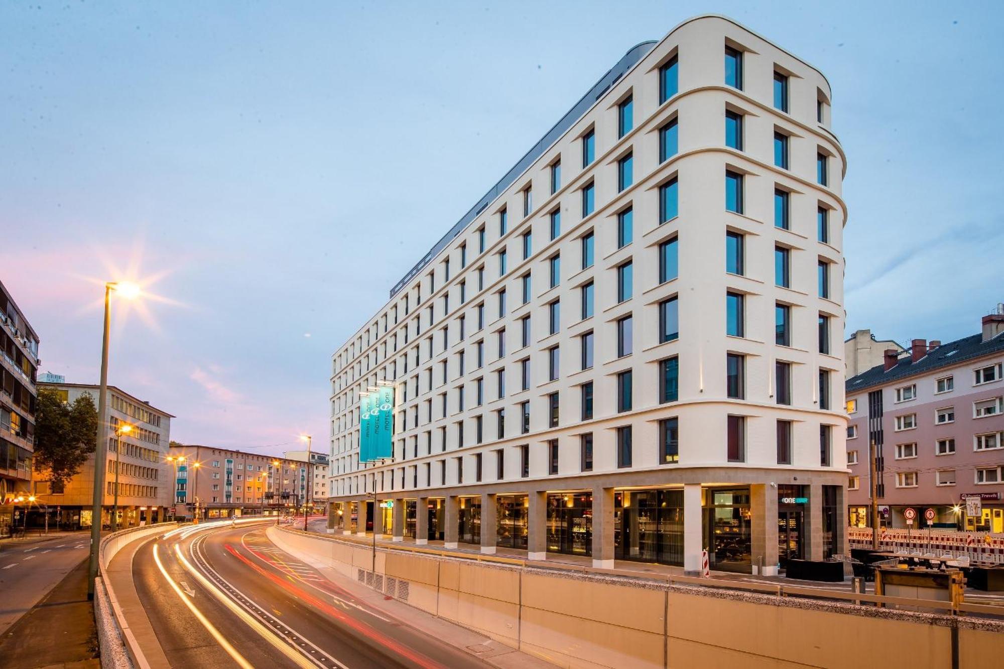 Motel One Frankfurt-Romer Frankfurt am Main Exterior photo